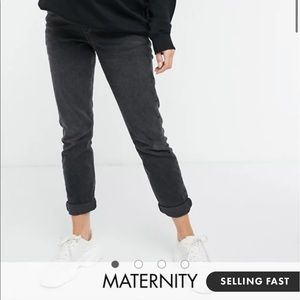 Black crop maternity jeans with belly band